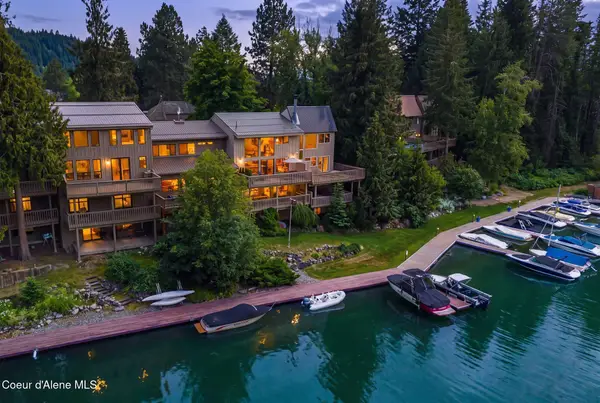 460 Whiskey Jack CIR #16, Sandpoint, ID 83864