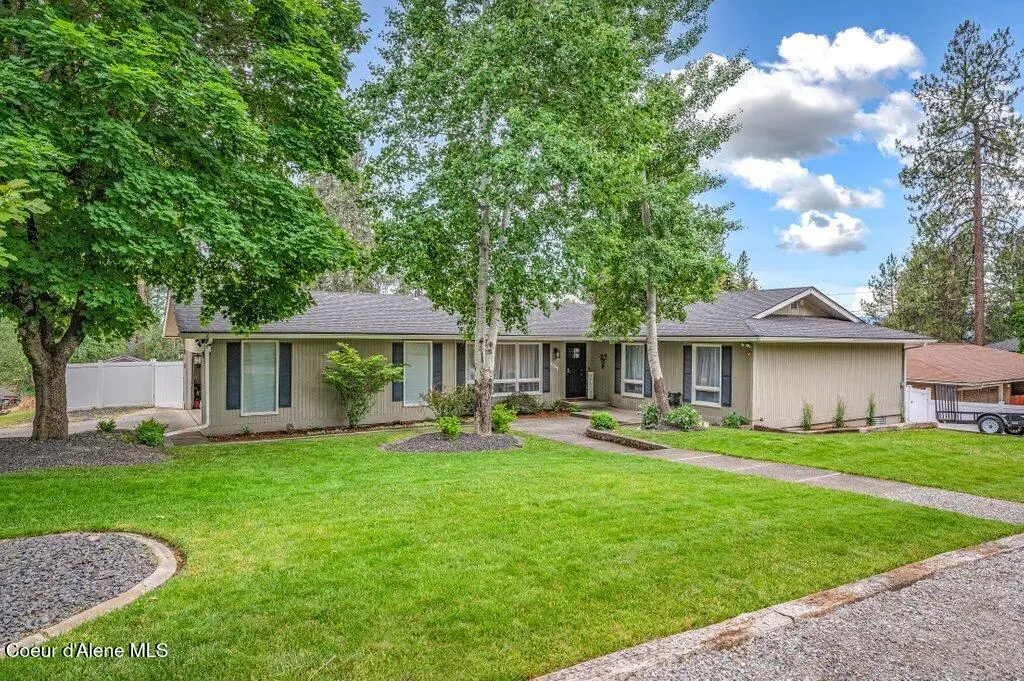2852 E Harrison AVE, Coeur Dalene, ID 83814 - #1