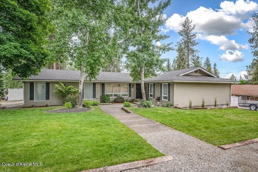 2852 E Harrison AVE, Coeur Dalene, ID 83814 - #2