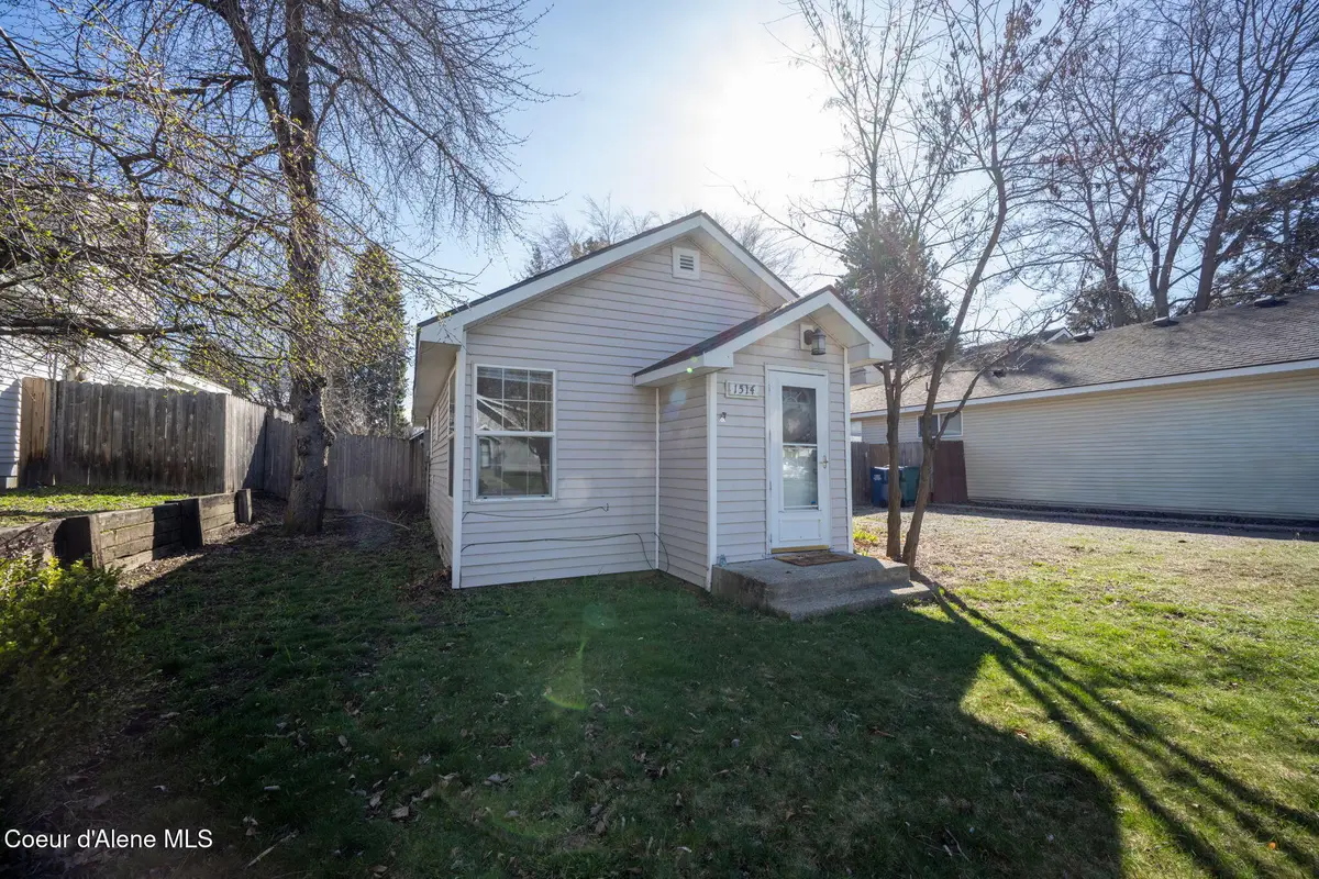 1514 N 6th ST, Coeur D Alene, ID 83814 - #1