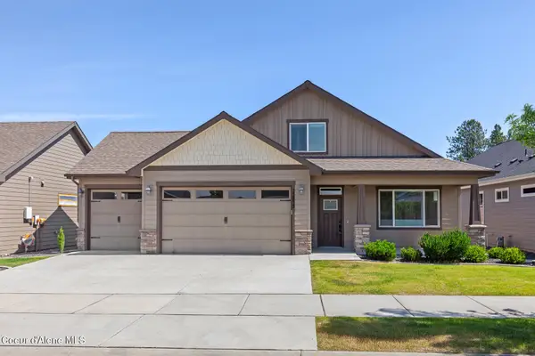 22835 E Edgewater Ln, Liberty Lake, WA 99019