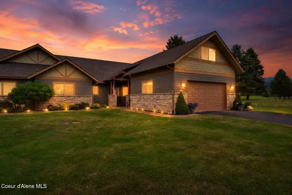 85 Bellflower CT, Blanchard, ID 83804