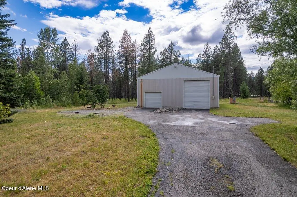 16907 N Trails End RD, Rathdrum, ID 83858 - #1