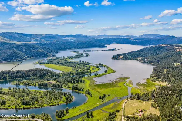 NKA E Maves Ln, St. Maries, ID 83861