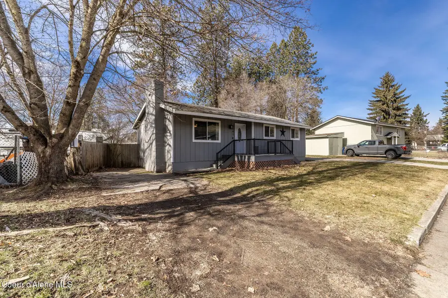1041 N 17th St, Coeur D Alene, ID 83814 - #2