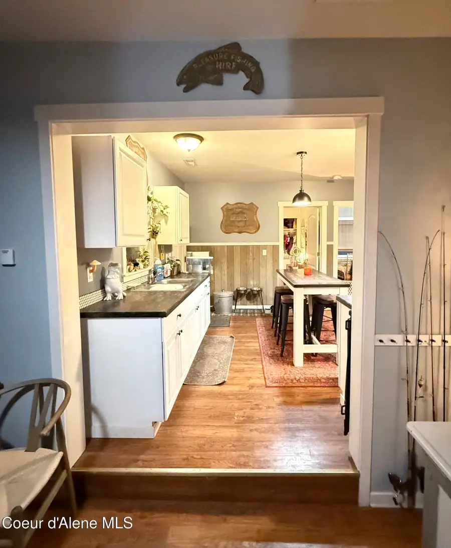 206 W Main Ave, Chewelah, WA 99109 - #3