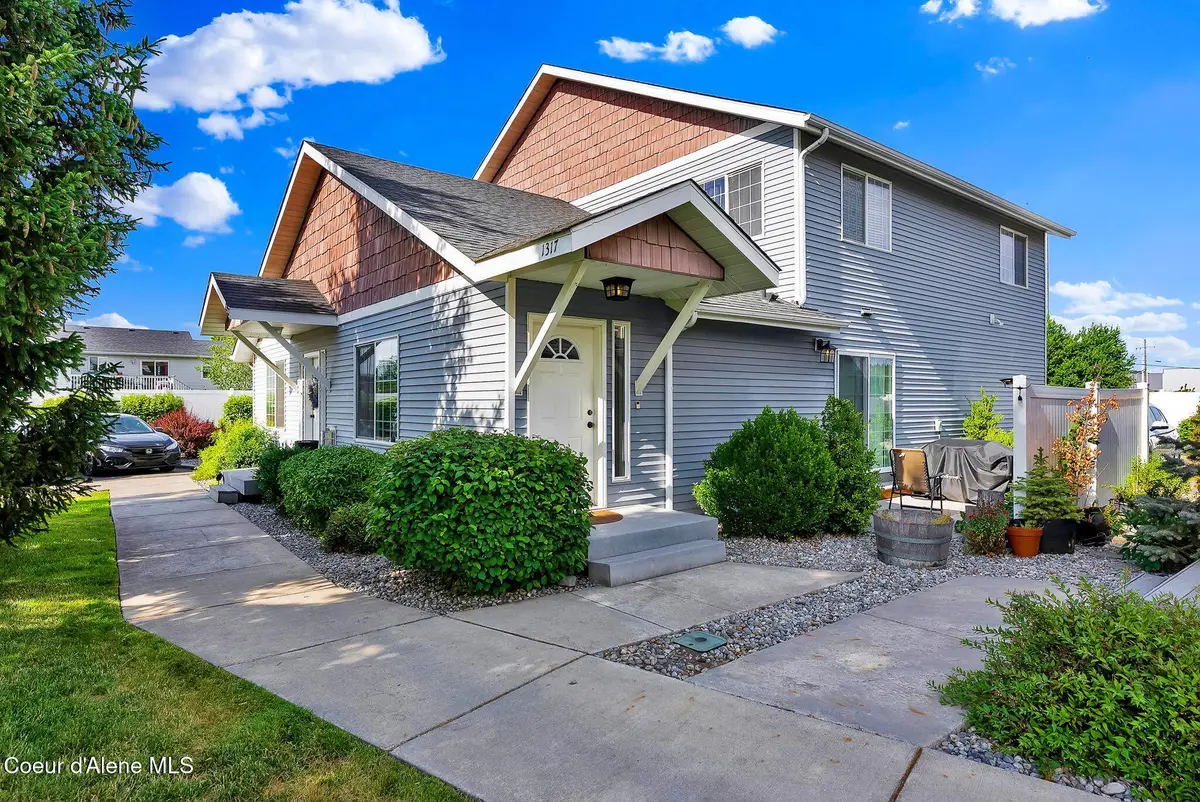1317 N FORSYTHIA CIR, Post Falls, ID 83854 - #1