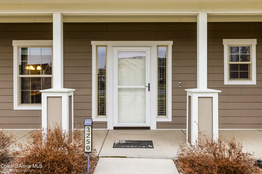 3250 N Durrow LOOP, Post Falls, ID 83854 - #3