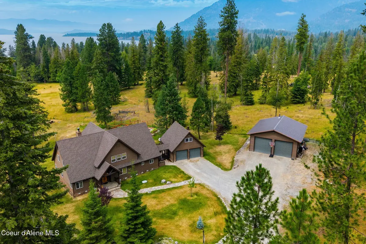 235 Kiebert Loop, Hope, ID 83836 - #1