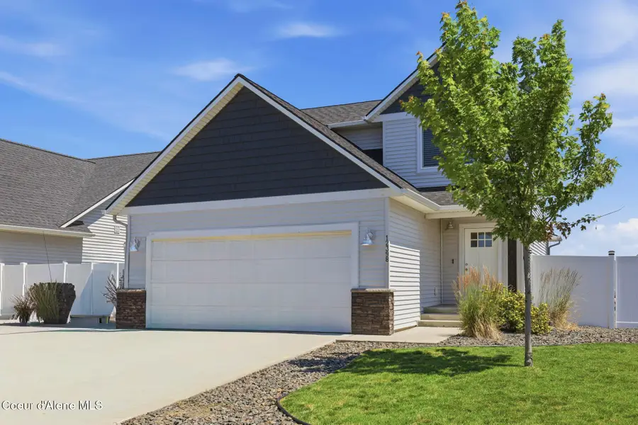 12398 N Cavanaugh DR, Rathdrum, ID 83858 - #3