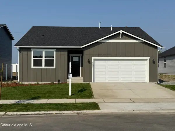 3279 N Corvus St, Post Falls, ID 83854