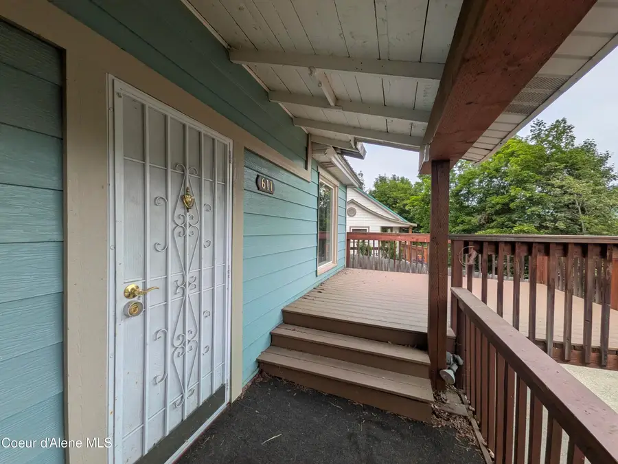 611 W Park AVE, Kellogg, ID 83837 - #2