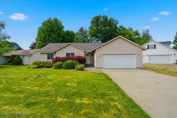 8479 N Summerfield LOOP, Hayden, ID 83835