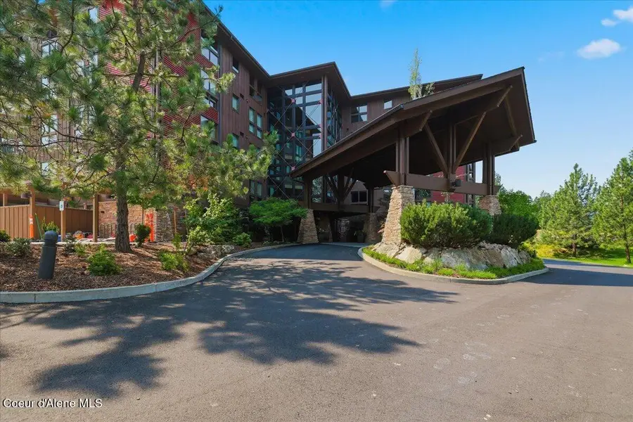 1700 E Tower Pointe DR #APT 101, Coeur D Alene, ID 83814 - #2