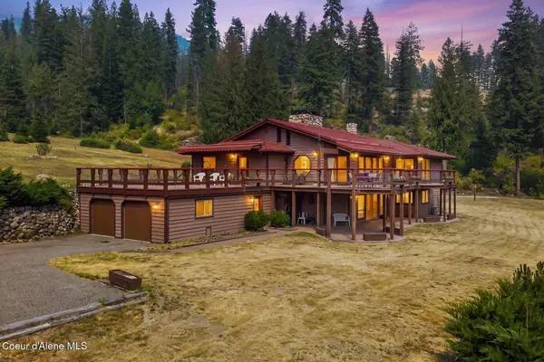 887 Blue Lake Rd, Priest River, ID 83856