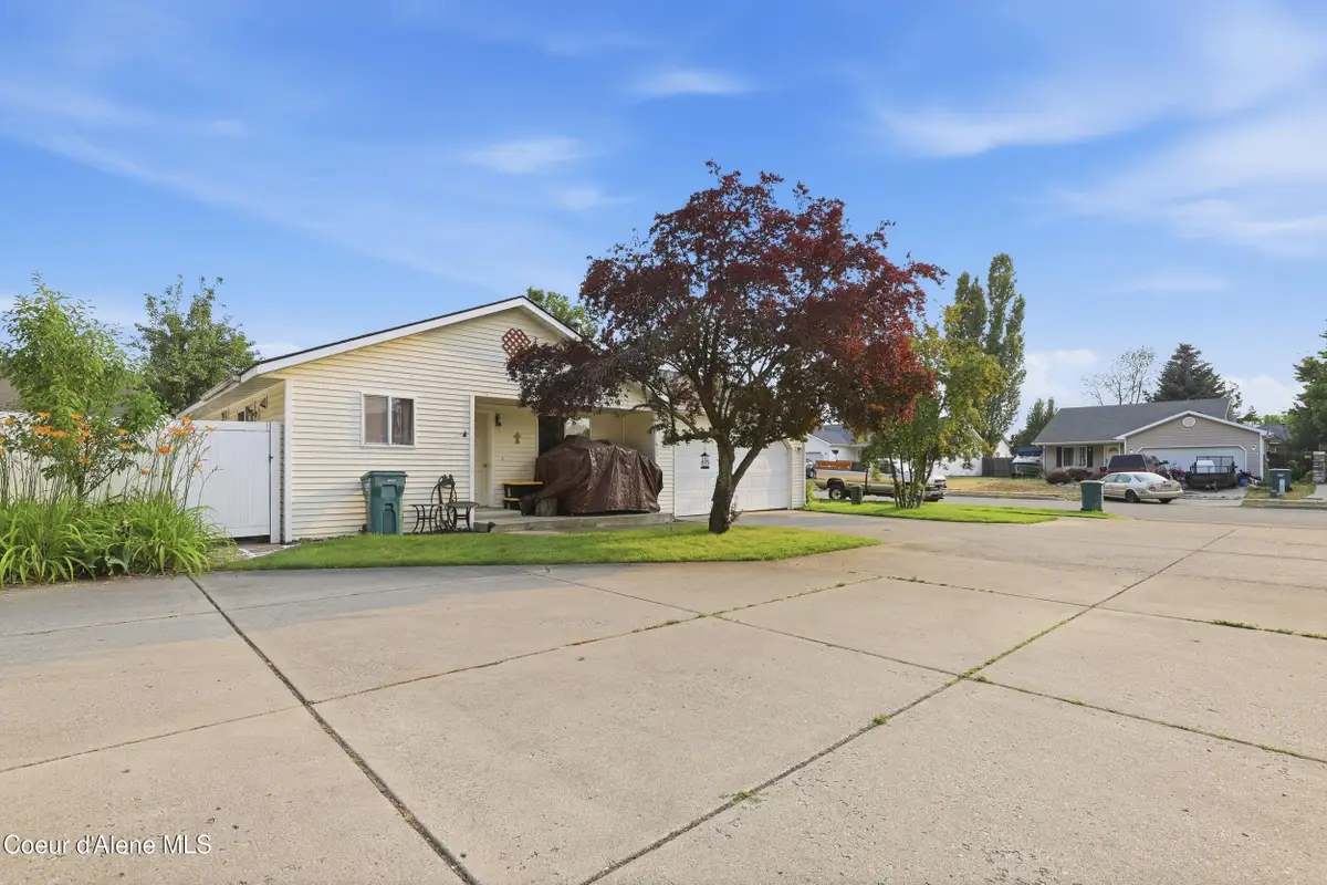 7652 N Heartland DR, Coeur Dalene, ID 83815 - #1