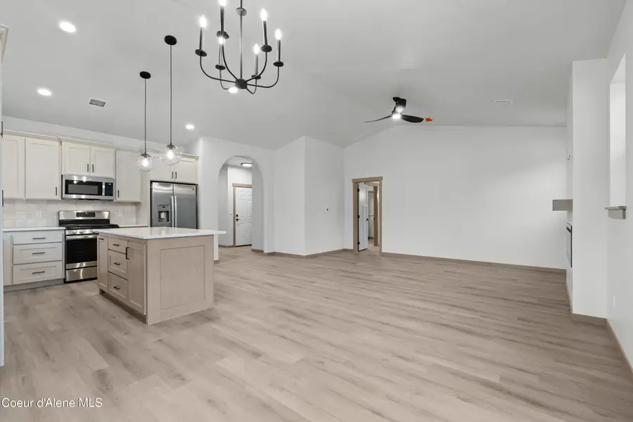 1971 E Yellow Pine Ave, Athol, ID 83801 - #2