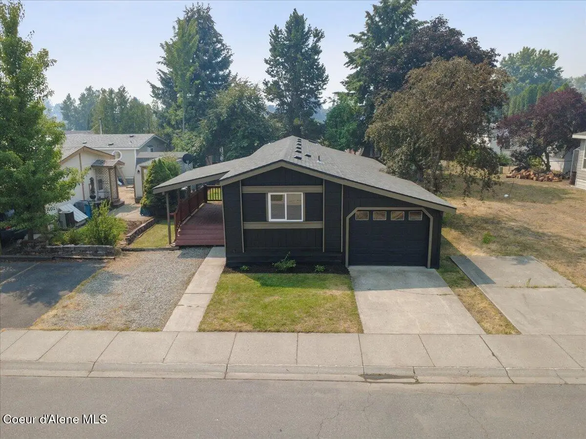 1686 W Dartmouth Cir, Coeur Dalene, ID 83815 - #1