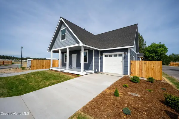 80 E Beardmore Ave, Priest River, ID 83856