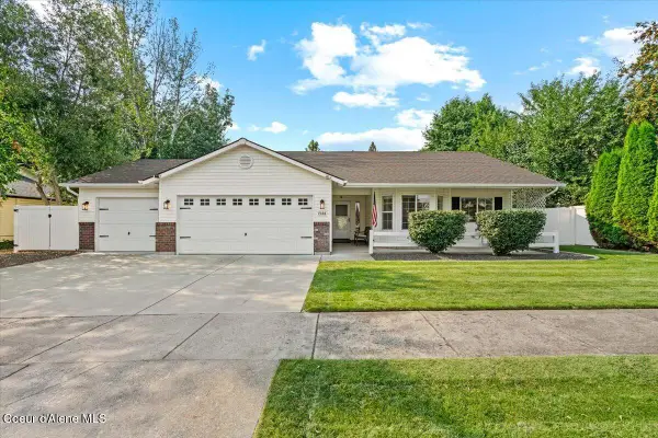 1944 W Ridgemont AVE, Hayden, ID 83835