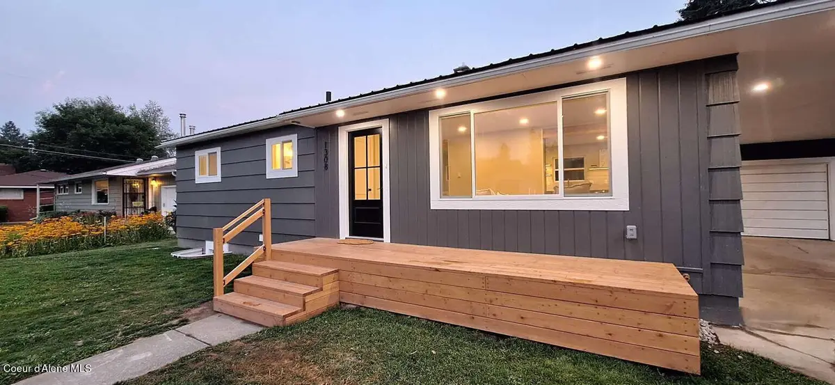 1308 E Adeline AVE, Coeur Dalene, ID 83814 - #1
