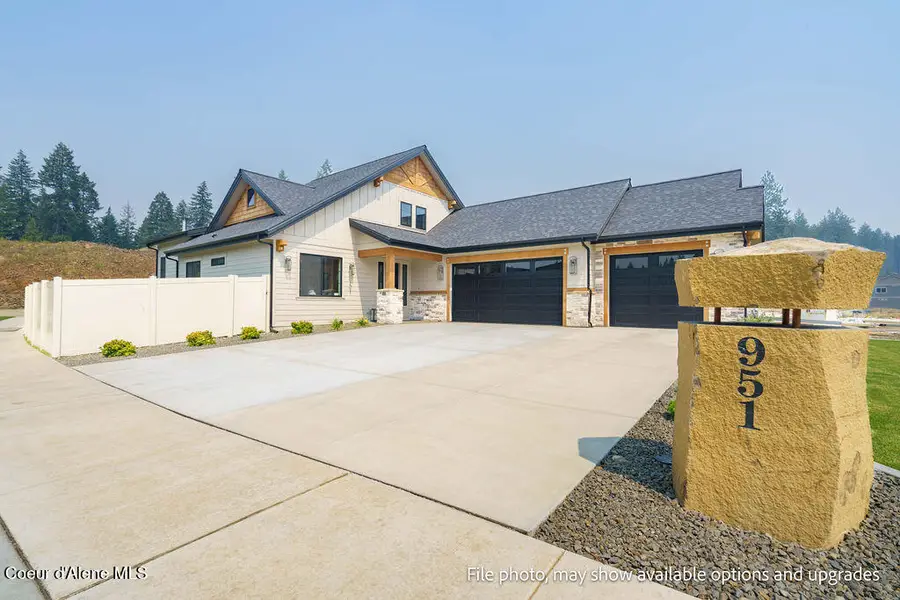 951 E STEEPLE CHASE RD, Hayden, ID 83835 - #3