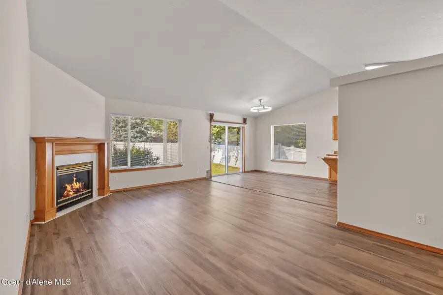1397 W Ocean AVE, Coeur Dalene, ID 83815 - #3