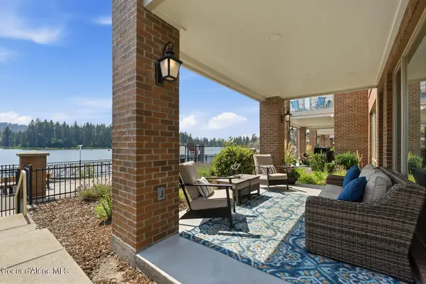 415 W Waterside DR #APT 101, Post Falls, ID 83854