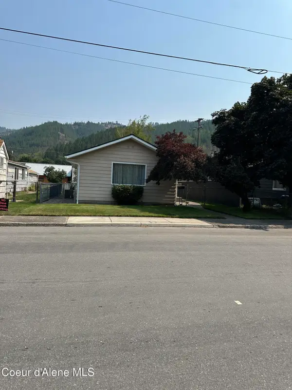 104 W Riverside AVE W, Kellogg, ID 83837