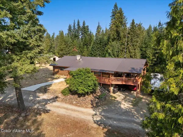 1840 Old Priest River RD, Priest River, ID 83856