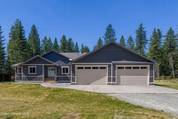 10570 E FAR CRY RD, Athol, ID 83801