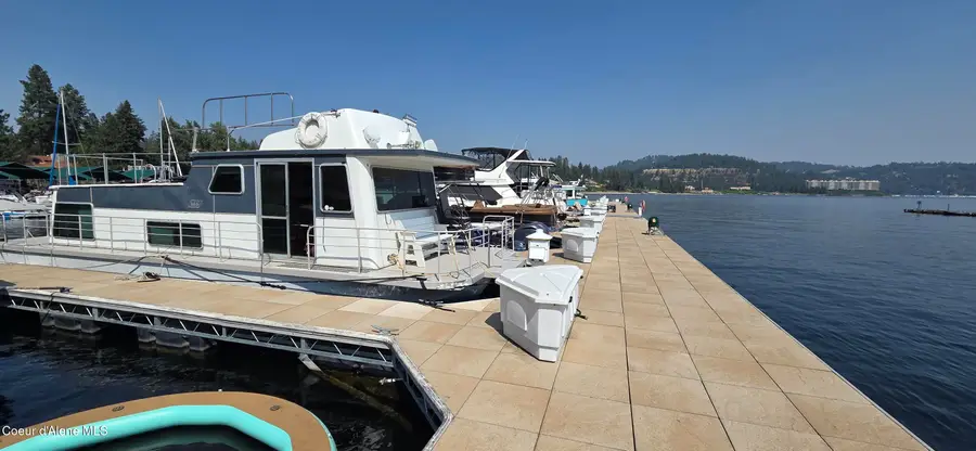 1100 E Lakeshore DR, Coeur D Alene, ID 83814 - #2
