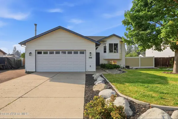 6619 W Silverado St, Rathdrum, ID 83858
