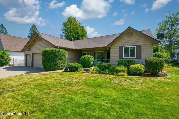 4970 E Shoreline DR, Post Falls, ID 83854