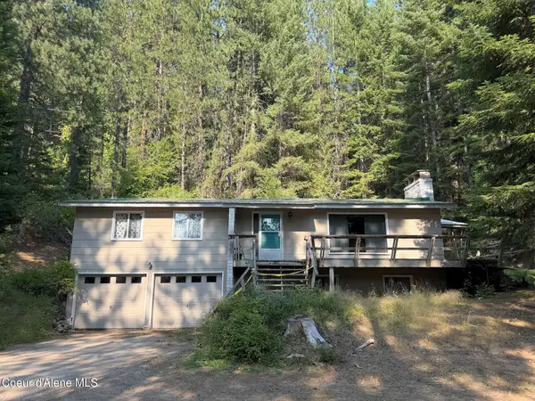 202 Fairview Avenue, Silverton, ID 83867