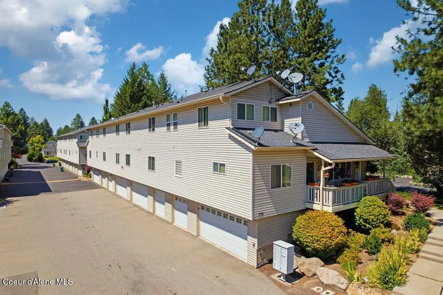 375 E Whispering Pines LN #UNIT 2, Coeur Dalene, ID 83815 - #2