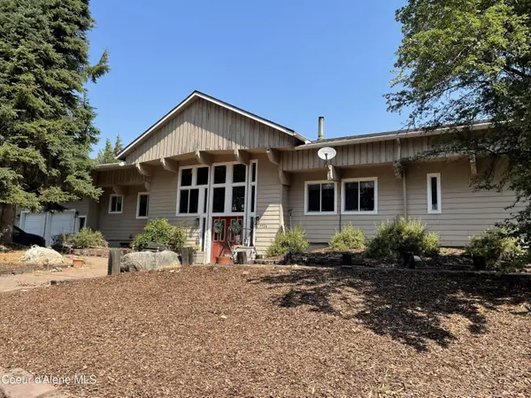 7724 Deep Creek LOOP, Bonners Ferry, ID 83805