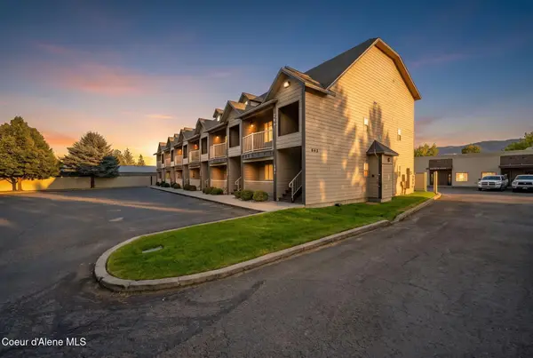 842 N Chase RD #APT 102, Post Falls, ID 83854
