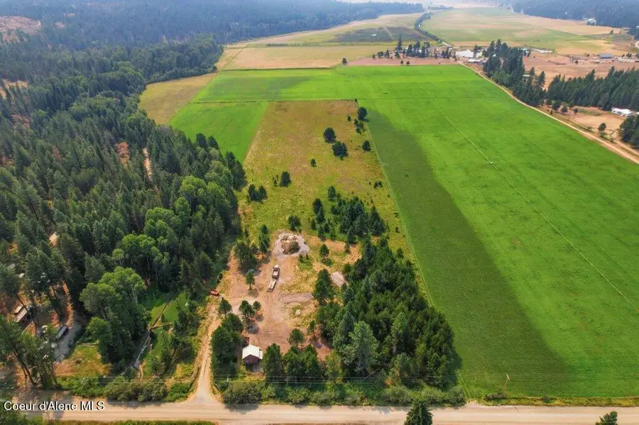 700 Golden Gate RD, Priest River, ID 83856 - #2
