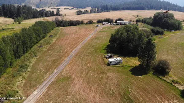 87 Seasons DR, Desmet, ID 83824