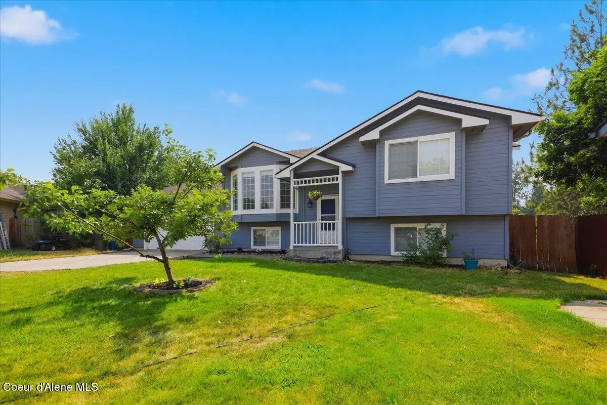 2075 N Stagecoach DR, Post Falls, ID 83854 - #1