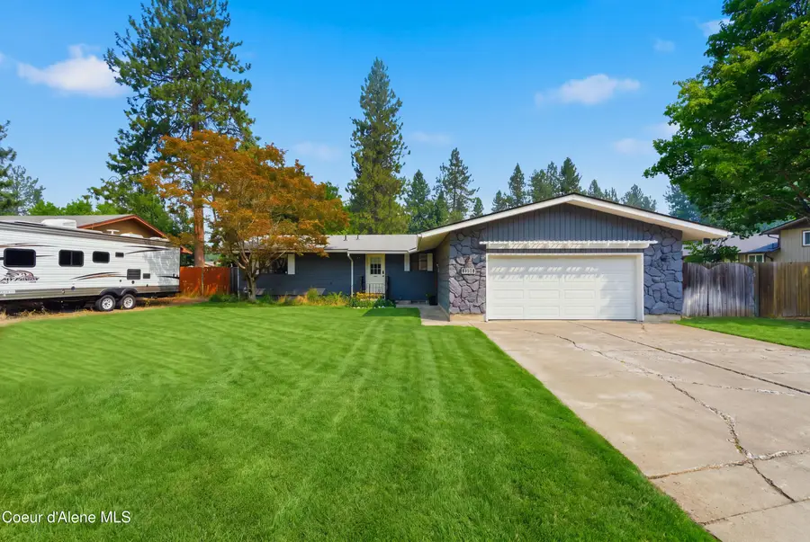 1909 E Pine Hill CT, Coeur Dalene, ID 83815 - #2