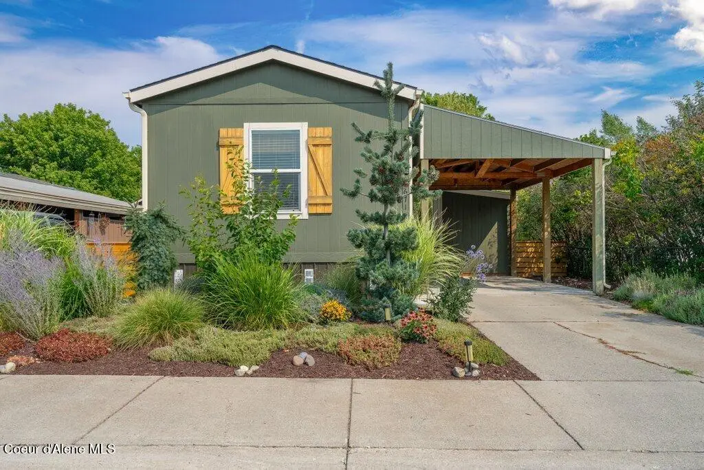 1671 W Essex CT, Coeur Dalene, ID 83815 - #1