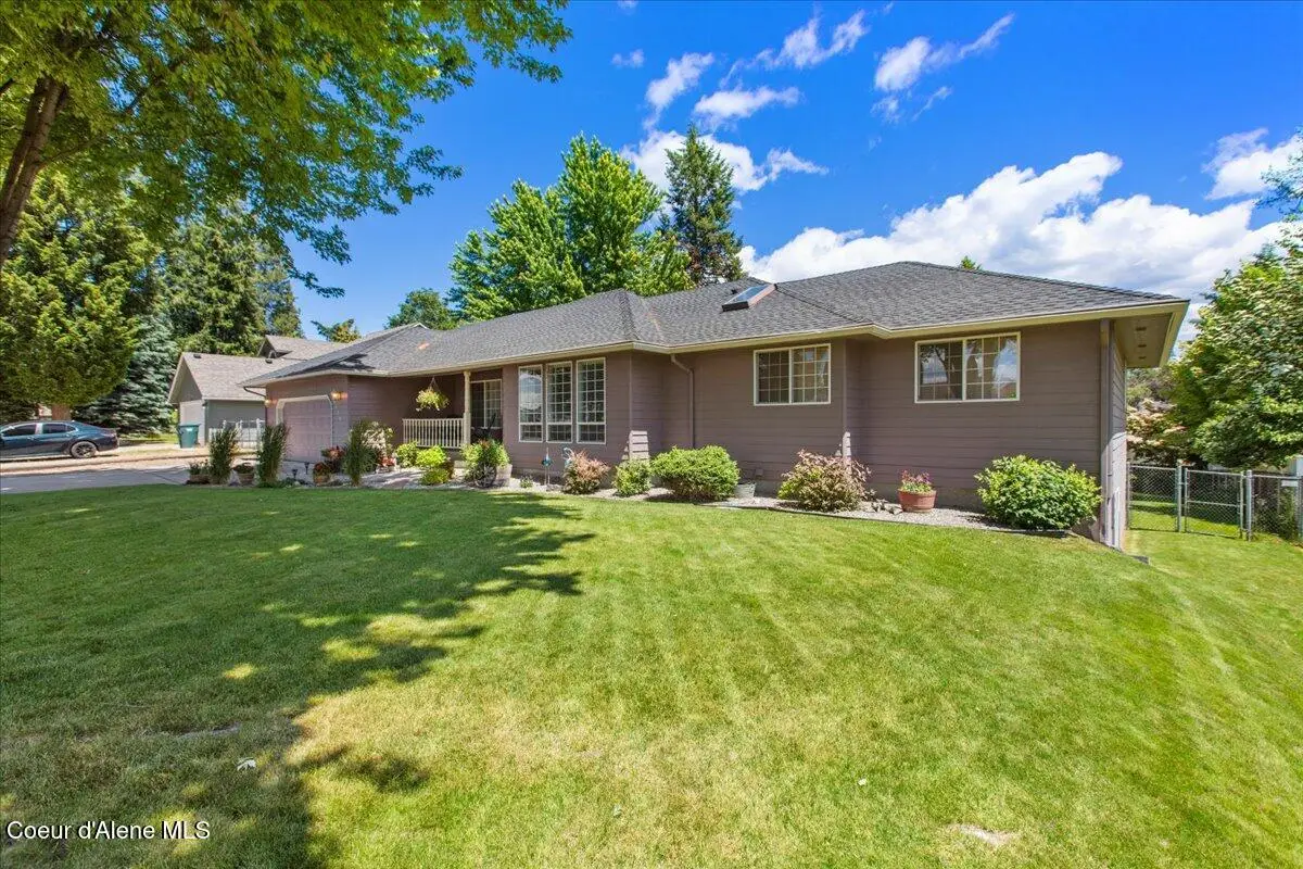 9184 N Finucane DR, Hayden, ID 83835 - #1