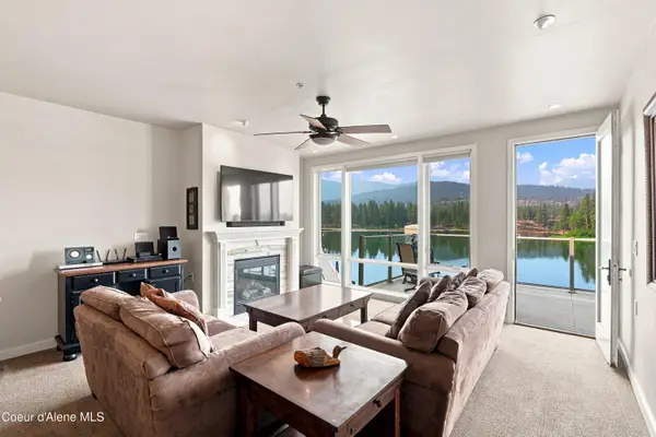 415 W WATERSIDE DR #403, Post Falls, ID 83854