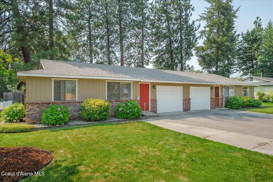 2903/2905 N Honeysuckle Dr, Coeur Dalene, ID 83815 - #2