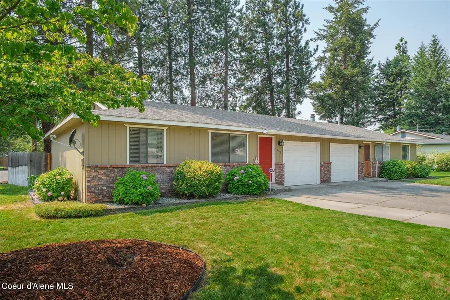 2903/2905 N Honeysuckle Dr, Coeur Dalene, ID 83815 - #3