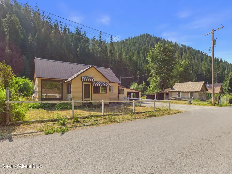 1050 Two Mile RD, Osburn, ID 83849 - #3
