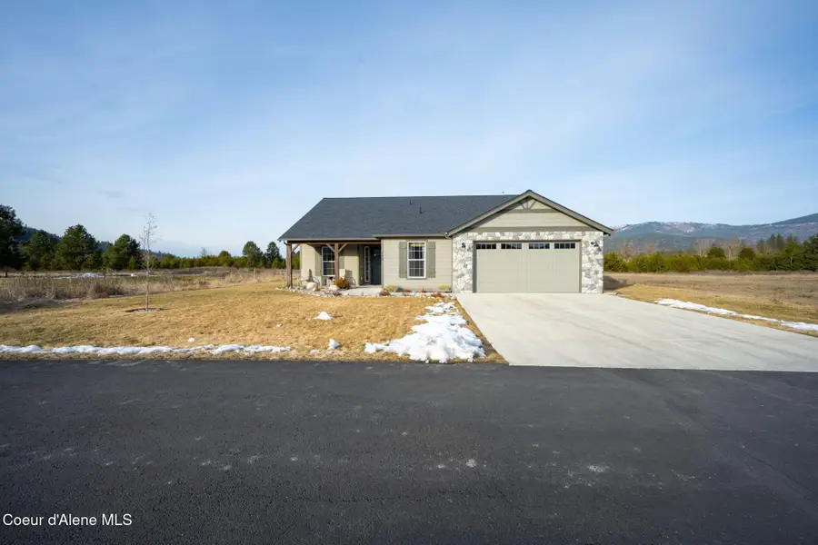 100 Bunker LN, Blanchard, ID 83804 - Image #2