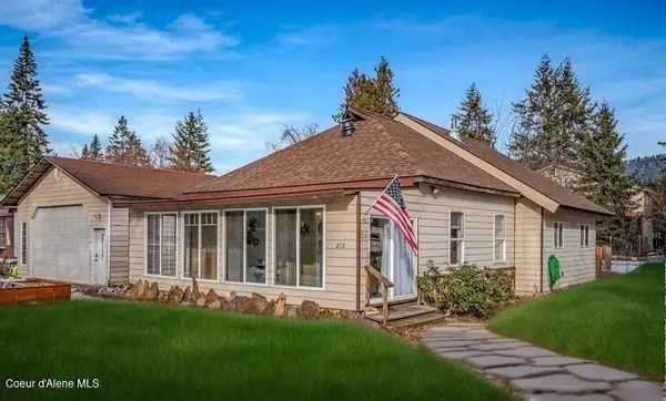 210 W 5th AVE, Clark Fork, ID 83811